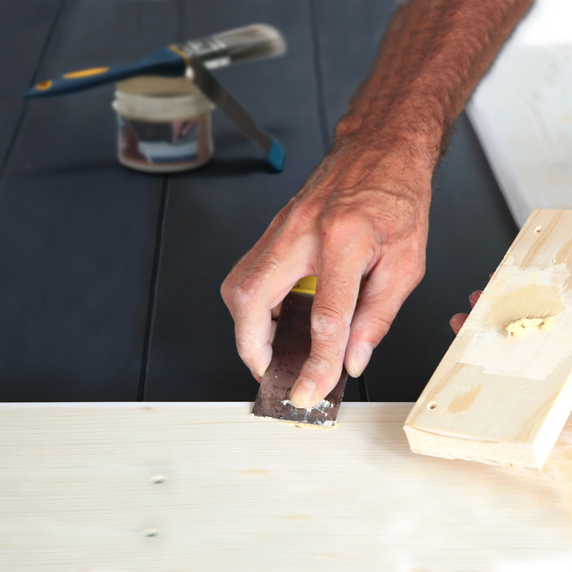 Bluebird All-Purpose Wood Filler - Image 4